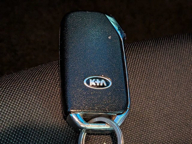 Used 2020 Kia Forte GT-Line FWD image 31