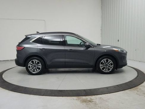Used 2020 Ford Escape SEL FWD image 9
