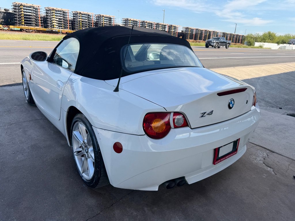 Used 2004 BMW Z4 3.0i RWD image 32