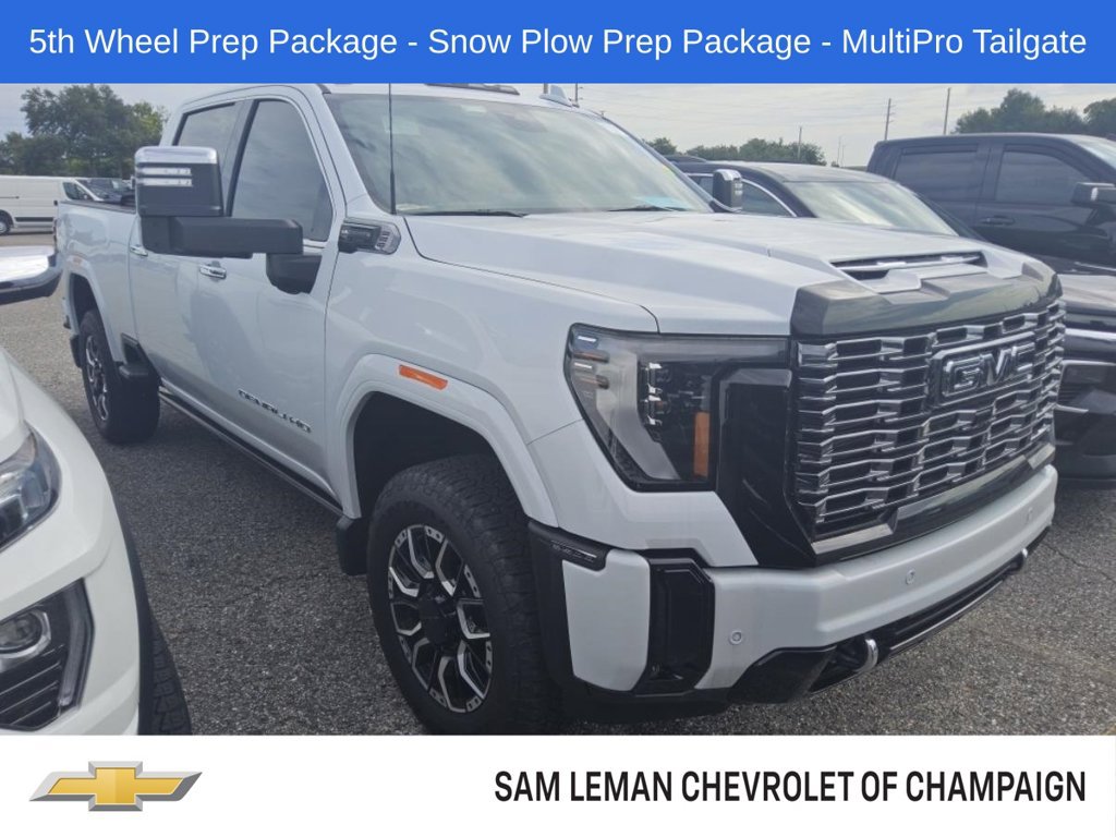 Used 2026 GMC Sierra 3500 Denali Ultimate AWD/4WD image 1