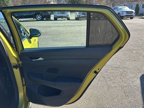 Used 2022 Volkswagen GTI Autobahn image 22