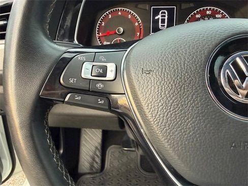 Used 2020 Volkswagen Jetta R-Line w/ R-Line Cold Weather Package image 17