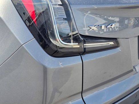 Used 2023 Cadillac XT4 Sport FWD image 12