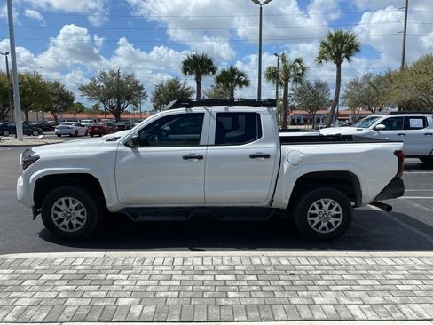 Certified 2024 Toyota Tacoma SR image 3