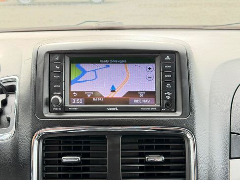 Used 2020 Dodge Grand Caravan GT FWD image 19