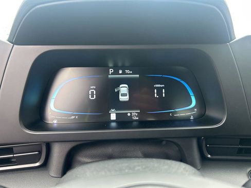 New 2026 Hyundai Elantra SEL Sport Premium FWD image 12