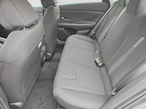 New 2026 Hyundai Elantra Hybrid FWD image 11