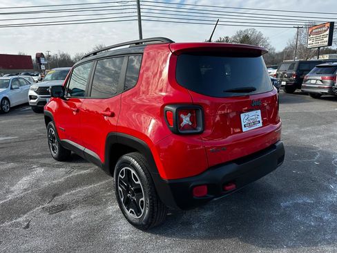 Used 2016 Jeep Renegade Trailhawk image 7