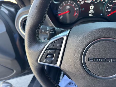 Used 2018 Chevrolet Camaro SS w/ LPO RS/SS Interior Package RWD image 19