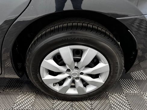 Used 2016 Toyota Corolla LE FWD image 20