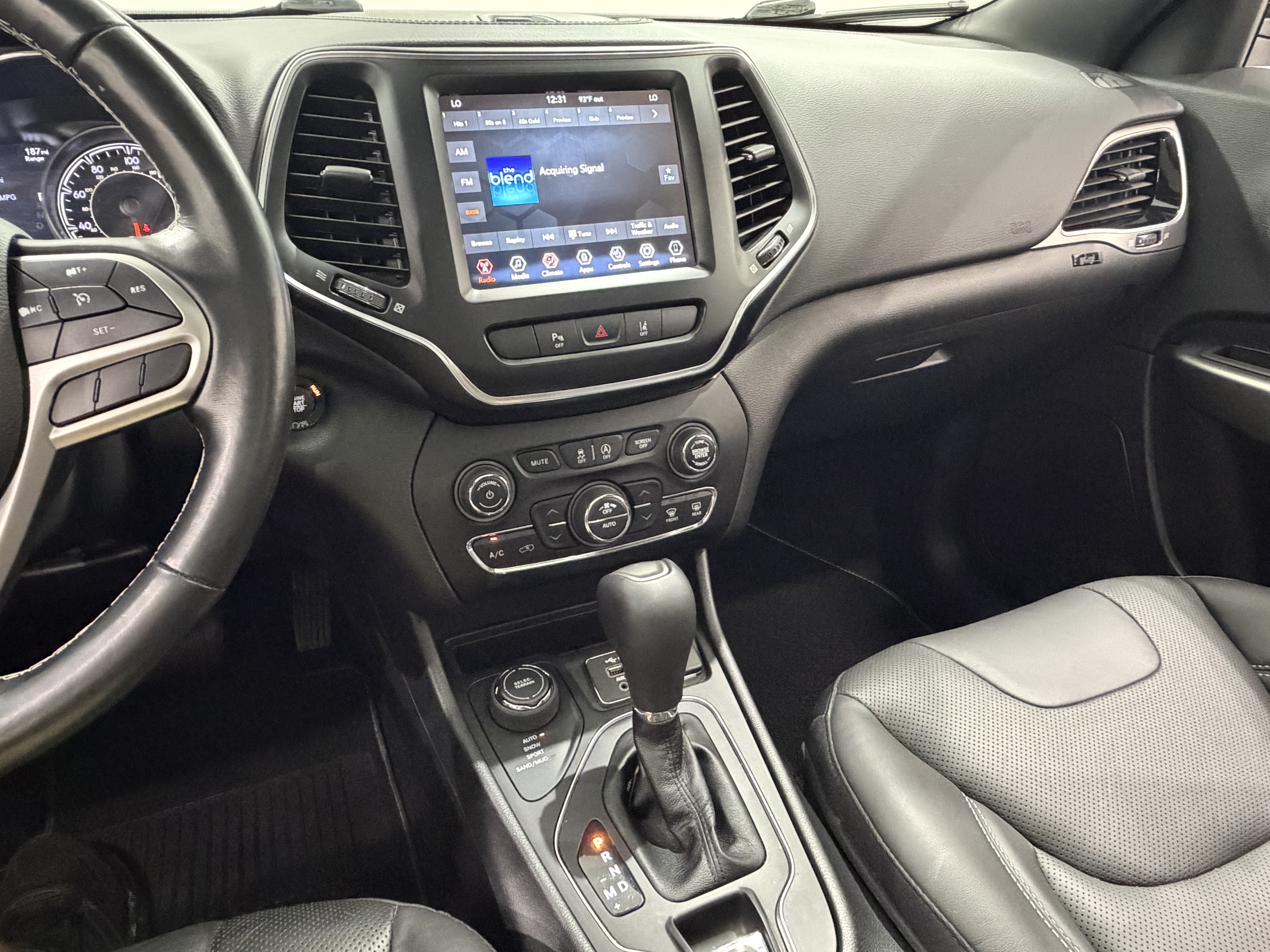 Used 2021 Jeep Cherokee Latitude Lux 80th Anniv w/ Quick Order Package 26U 80TH AWD/4WD image 32