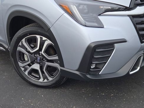 Certified 2025 Subaru Ascent Touring w/ Popular Package #1 image 3