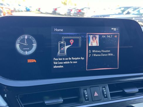 Used 2022 Lexus ES 300h w/ Premium Package image 12