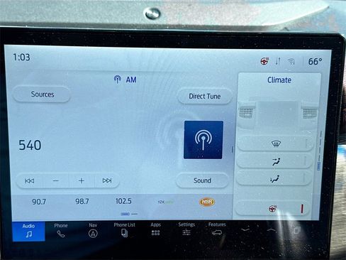 Used 2023 Ford Expedition Max Limited image 16