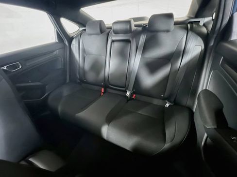 Used 2025 Honda Civic Sport image 27