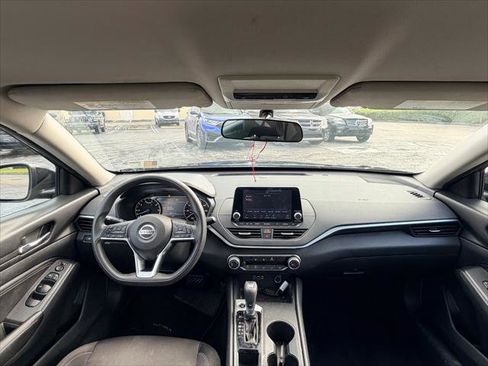 Used 2019 Nissan Altima 2.5 S FWD image 21