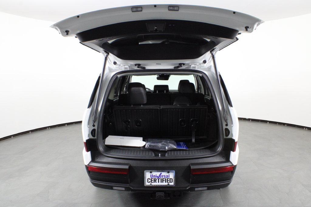 Certified 2026 Hyundai Santa Fe SEL FWD image 16