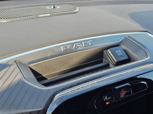 New 2026 RAM 1500 4x4 Crew Cab image 23