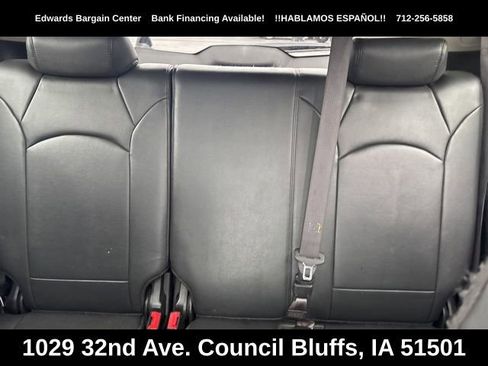 Used 2011 Chevrolet Traverse LT w/ Personal Connectivity Package AWD/4WD image 16