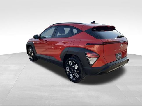 Used 2025 Hyundai Kona SEL FWD image 7