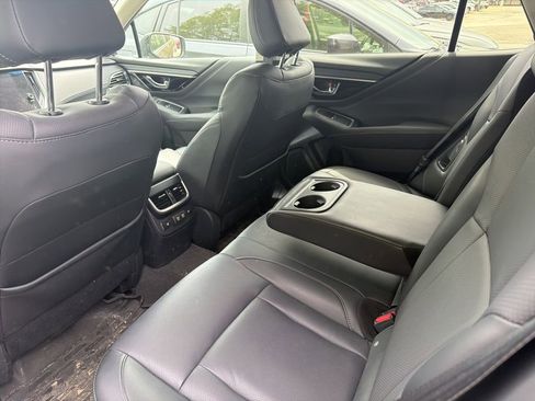 Used 2021 Subaru Outback Limited XT AWD/4WD image 9