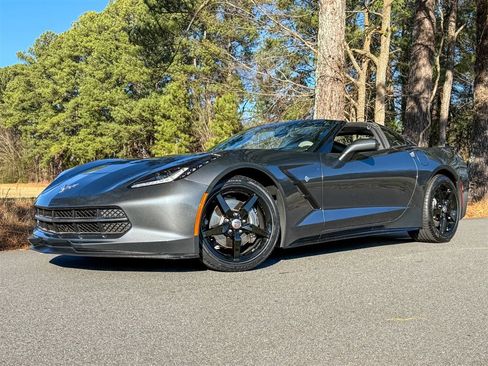 Used 2014 Chevrolet Corvette Stingray Coupe image 5