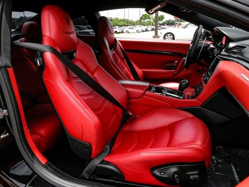 Used 2017 Maserati GranTurismo MC RWD image 35