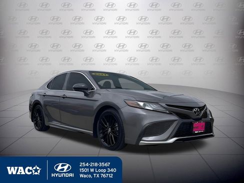 Used 2021 Toyota Camry XSE image 20