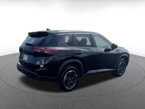 Used 2025 Nissan Rogue SV image 15
