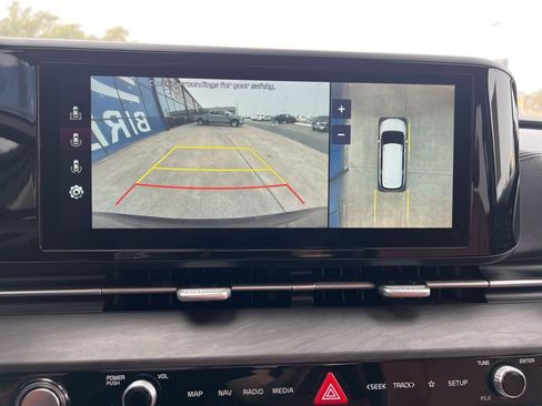 Used 2022 Kia Carnival SX image 32