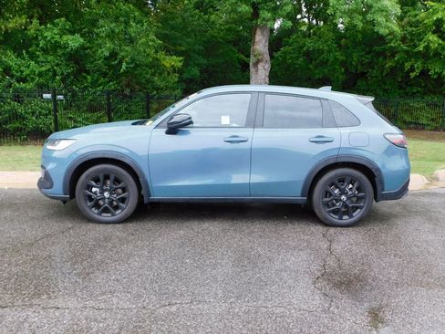 Used 2024 Honda HR-V Sport image 2