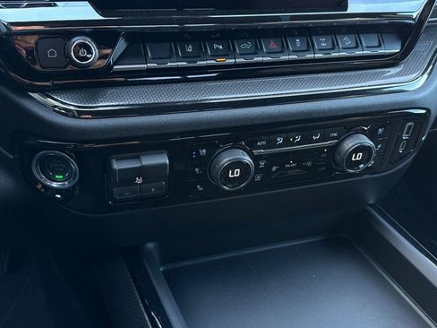 New 2026 Chevrolet Silverado 2500 ZR2 image 20