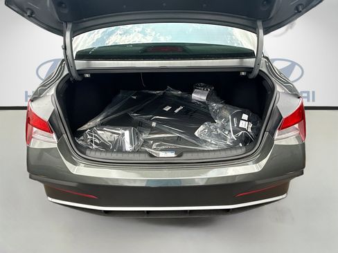 New 2026 Hyundai Elantra Sport w/ Cargo Package FWD image 18