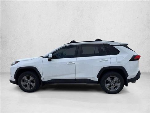 Used 2023 Toyota RAV4 XLE w/ Convenience Package AWD/4WD image 8