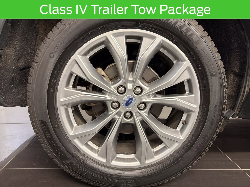 Used 2023 Ford Explorer XLT w/ Equipment Group 202A AWD/4WD image 10