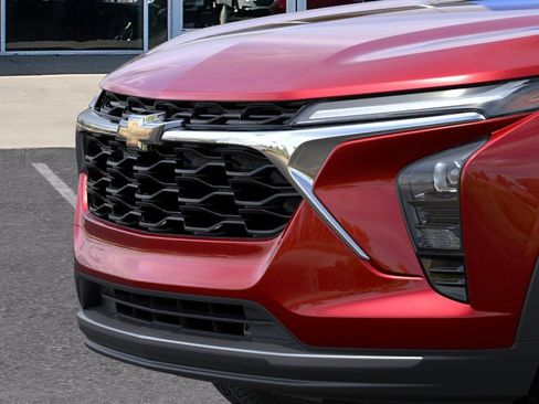 New 2026 Chevrolet Trax LT FWD image 32