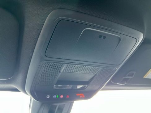 New 2026 Chevrolet Equinox LT w/ Convenience Package II image 16