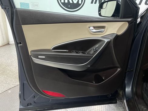 Used 2017 Hyundai Santa Fe Sport image 13