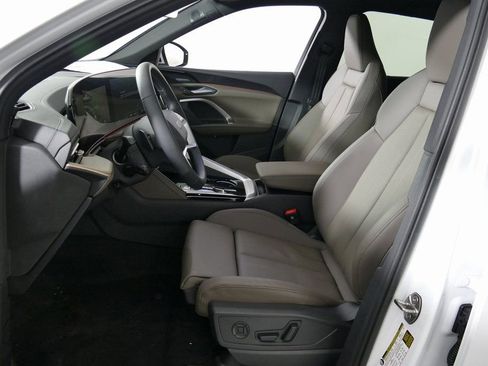 Used 2025 Audi Q5 Premium Plus image 14