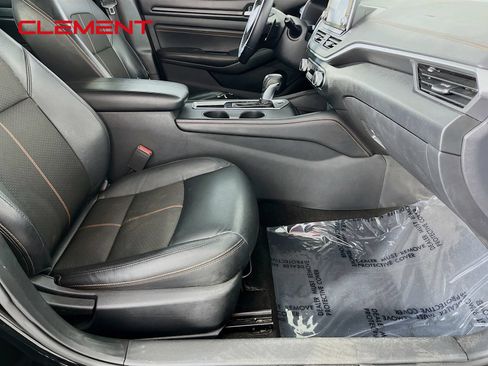 Used 2021 Nissan Altima 2.5 SR w/ SR Premium Package FWD image 31