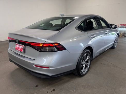 Used 2023 Honda Accord EX image 3