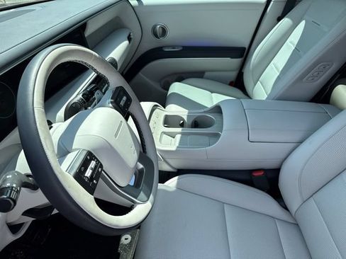 Used 2026 Hyundai Palisade Calligraphy FWD image 16