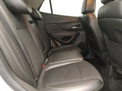 Used 2021 Buick Encore Preferred FWD image 19