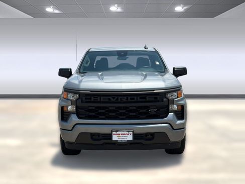 Used 2024 Chevrolet Silverado 1500 Custom w/ Turbomax Blackout Package RWD image 6