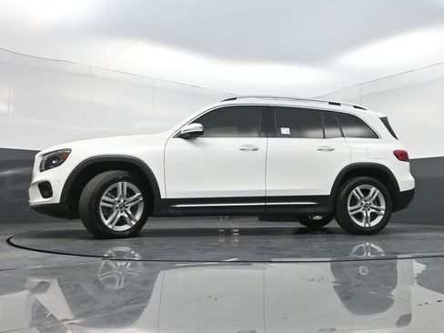 Used 2023 Mercedes-Benz GLB 250 4MATIC image 28