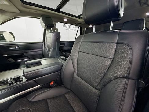 Used 2023 Toyota Sequoia Limited image 21