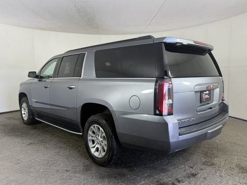 Used 2020 GMC Yukon XL SLT AWD/4WD image 5