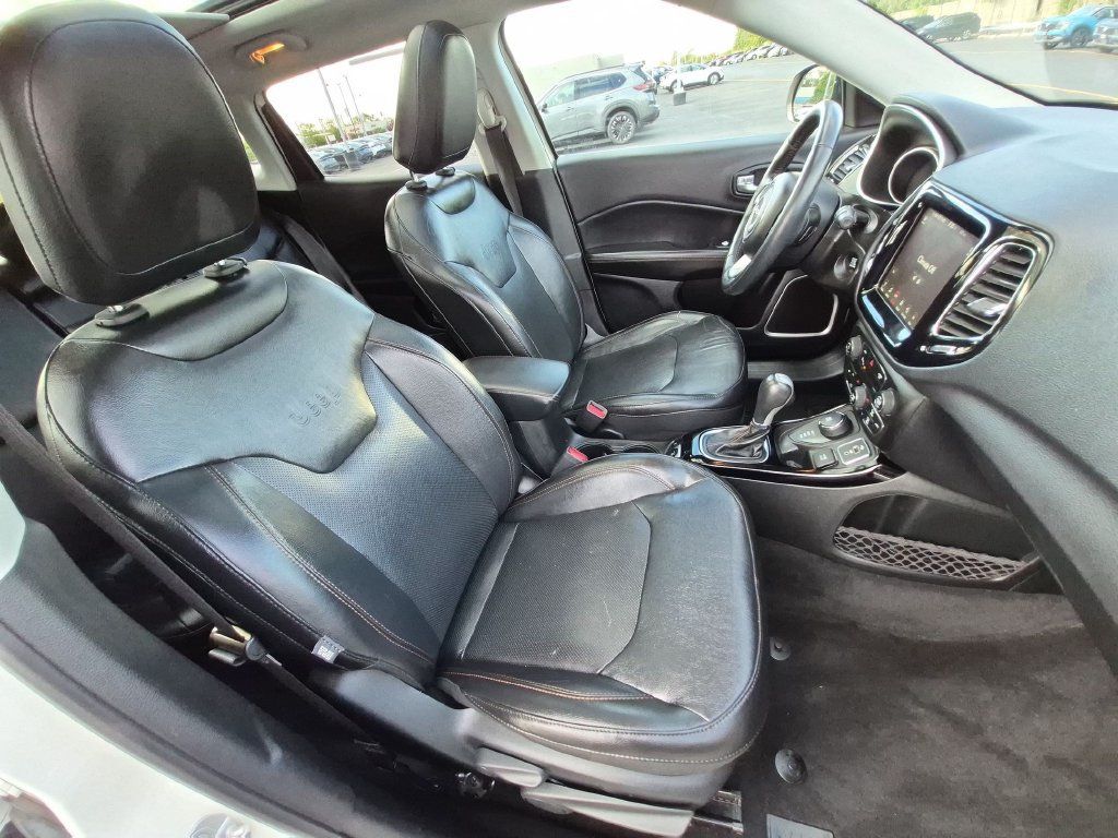 Used 2018 Jeep Compass Limited w/ Navigation Group AWD/4WD image 28