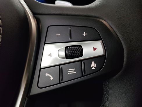 New 2026 BMW X5 sDrive40i w/ Parking Assistance Package image 18