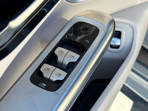 New 2026 Mercedes-Benz CLE 450 4MATIC Cabriolet image 19